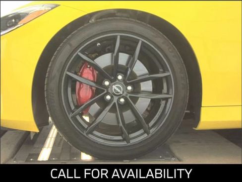 Used 2024 Nissan Z Performance w/ Floor Mat Package RWD image 15