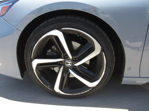 Certified 2022 Honda Accord Sport Special Edition image 5