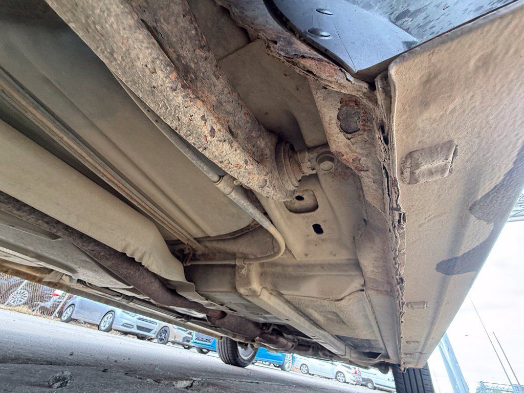 Used 2009 Ford Fusion SEL FWD image 16