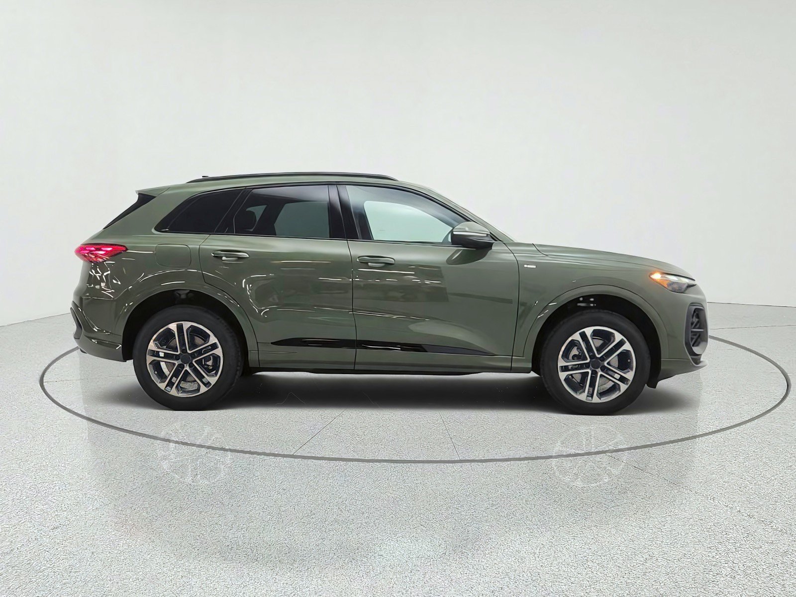 New 2026 Audi Q5 2.0T AWD/4WD image 4