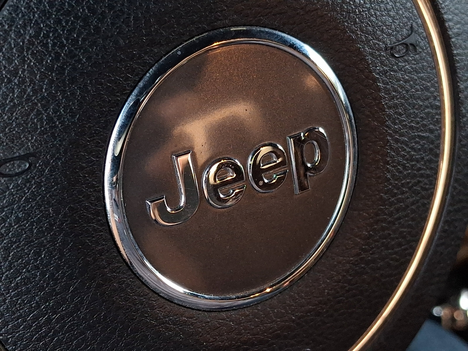 Used 2012 Jeep Wrangler Sahara w/ Connectivity Group AWD/4WD image 29