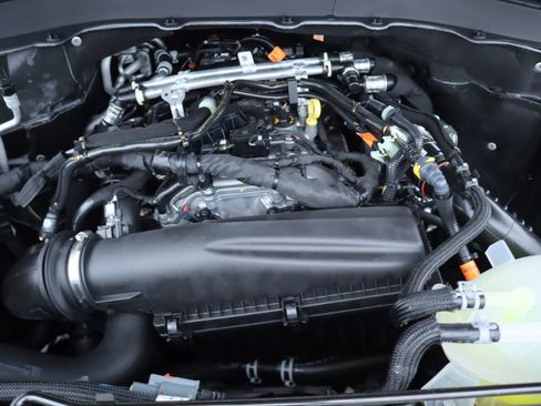 New 2026 Ford Explorer Active RWD image 21