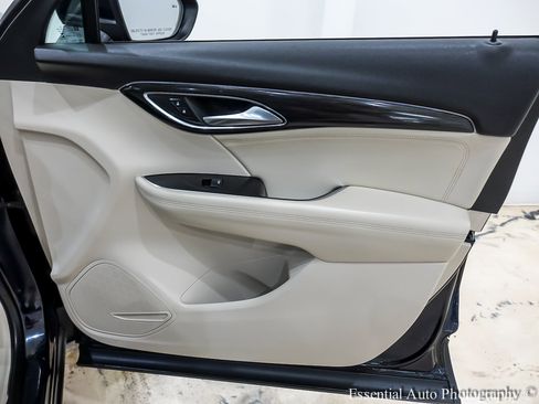 Used 2021 Buick Envision Preferred image 27