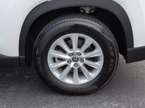 Certified 2024 Toyota Grand Highlander AWD image 7