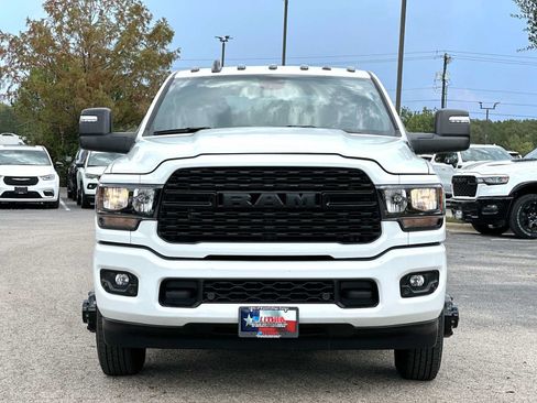 Used 2024 RAM 3500 Big Horn w/ Night Edition AWD/4WD image 10