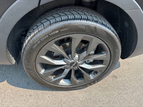 Certified 2023 Kia Sorento X-Line EX AWD/4WD image 5