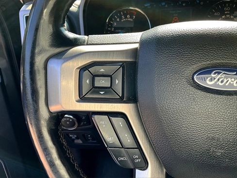 Used 2018 Ford F150 Platinum w/ Technology Package image 11