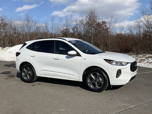 Used 2023 Ford Escape ST-Line Select image 1