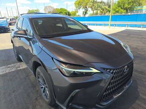 Used 2023 Lexus NX 250 FWD w/ Towing Package (2000 Lbs) image 3