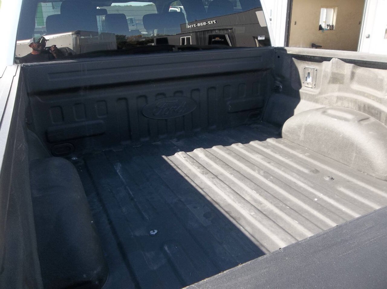 Used 2019 Ford F150 XLT w/ Equipment Group 301A Mid AWD/4WD image 13
