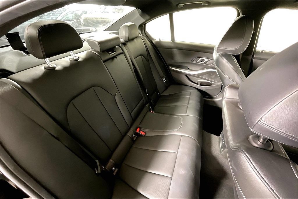 Used 2025 BMW 330i Sedan RWD image 26
