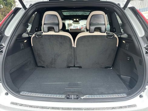 New 2026 Volvo XC90 B6 Plus w/ Protection Package Premier image 14