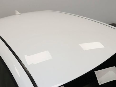 Used 2022 Toyota Corolla LE FWD image 16