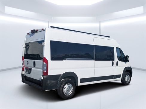 Used 2022 RAM ProMaster 2500 w/ Convenience Group image 3