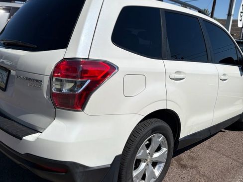 Used 2016 Subaru Forester 2.5i Premium w/ All-Weather Package AWD/4WD image 8