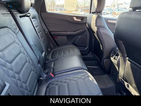 Used 2024 Ford Escape Platinum w/ Premium Technology Package image 10