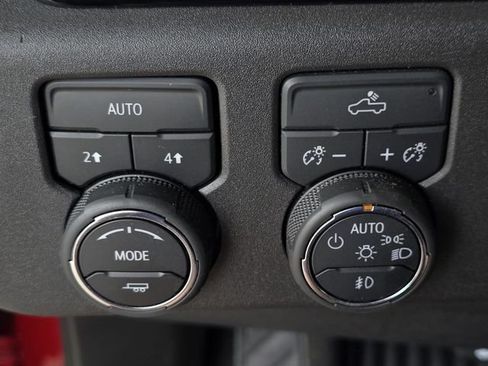Used 2024 Chevrolet Silverado 1500 RST AWD/4WD image 21
