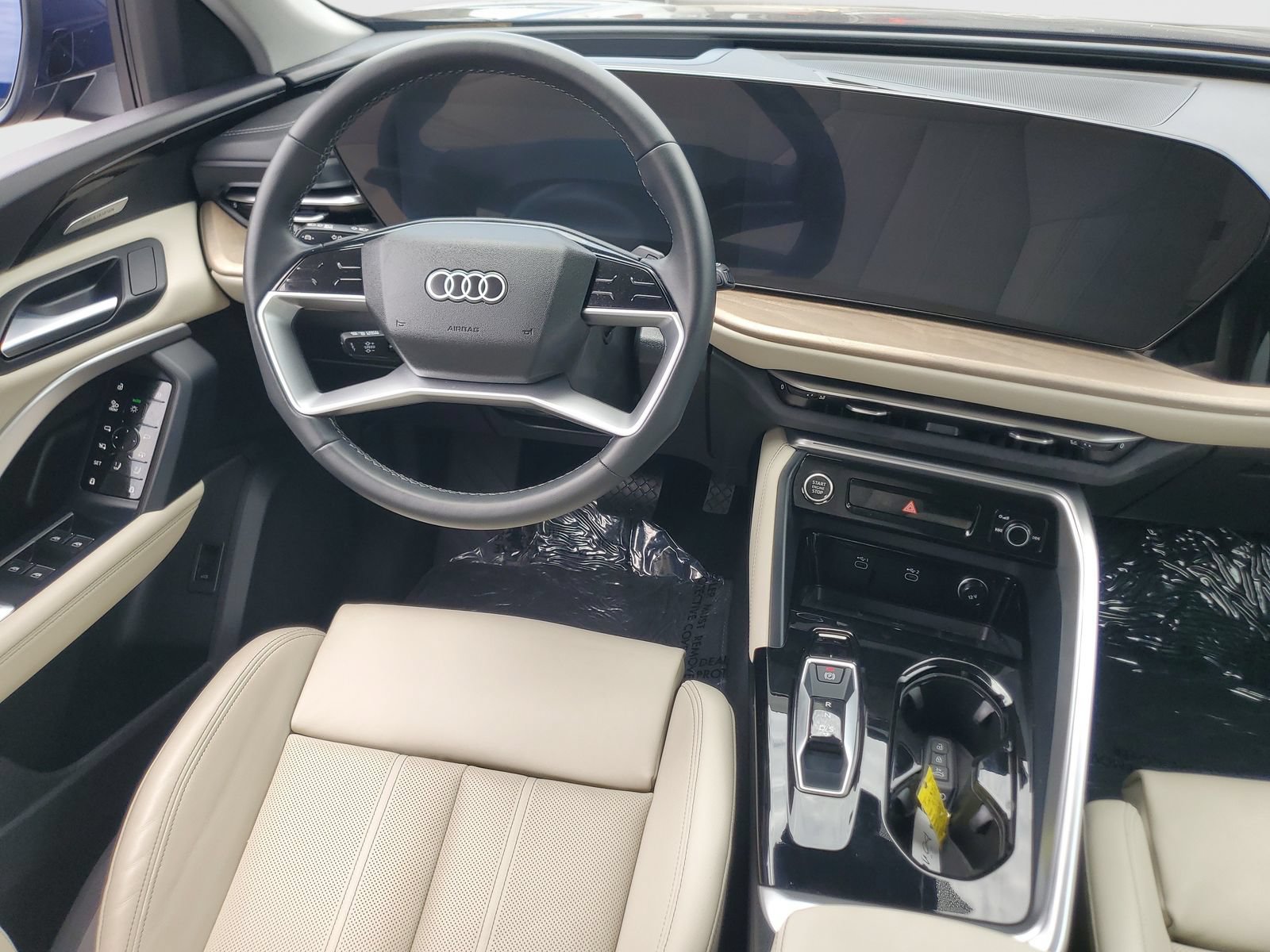 Used 2025 Audi Q5 Premium w/ Premium Plus AWD/4WD image 12