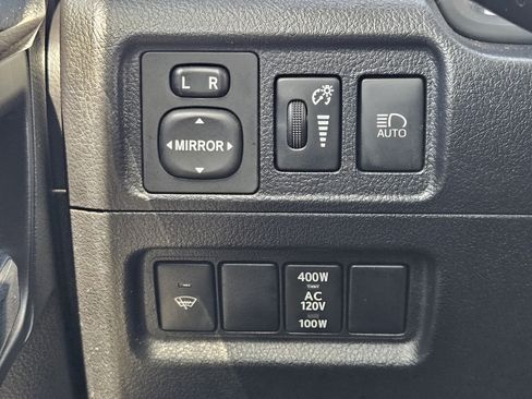 Used 2021 Toyota 4Runner TRD Off-Road AWD/4WD image 22