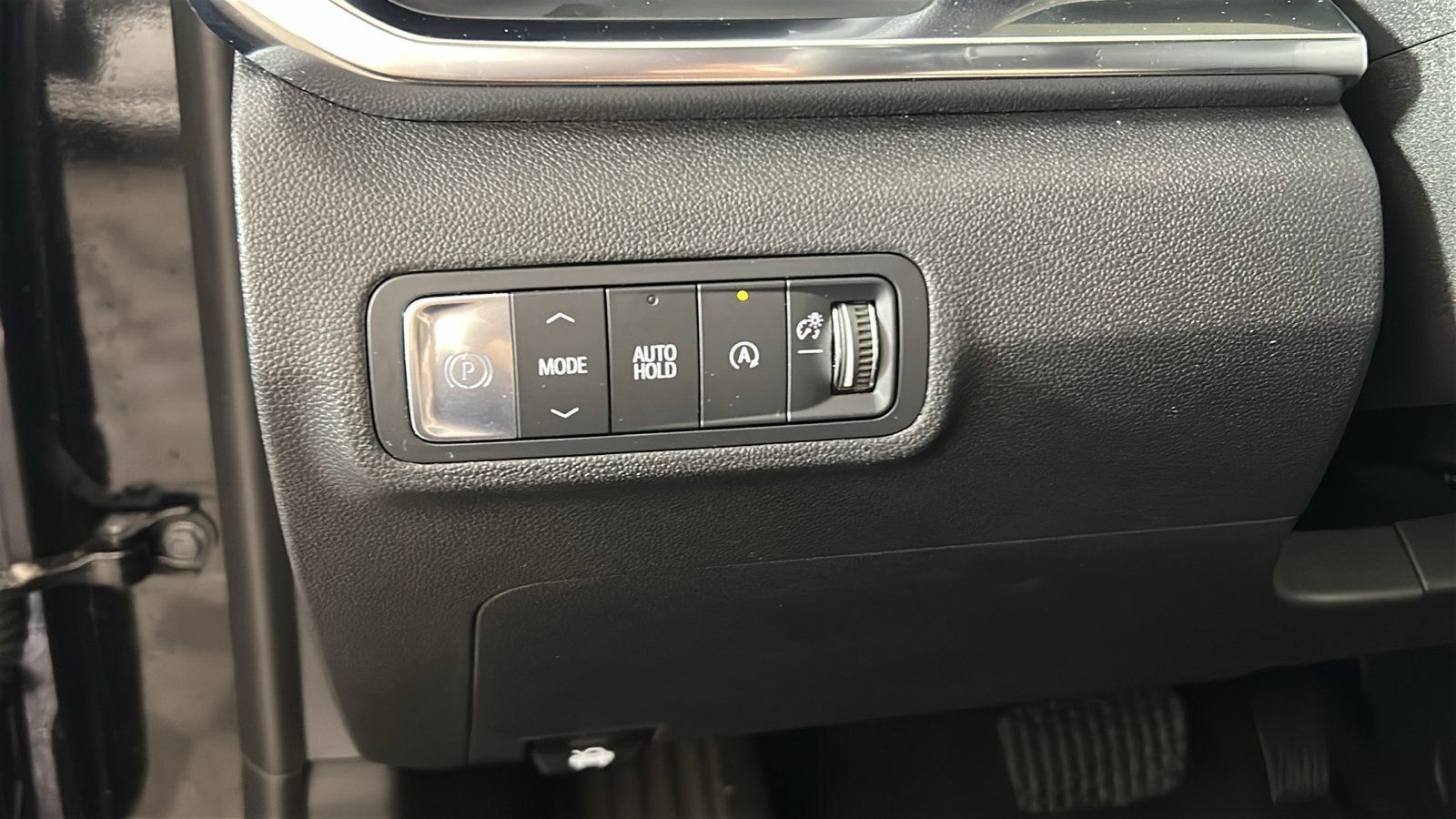 Used 2026 GMC Terrain Elevation FWD image 23