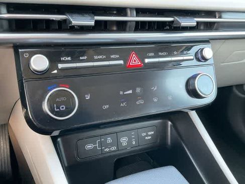 Used 2025 Hyundai Tucson SEL FWD image 22