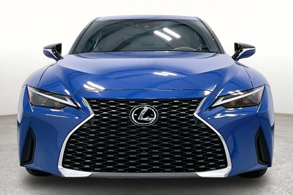 Used 2023 Lexus IS 300 w/ Premium Package RWD image 3