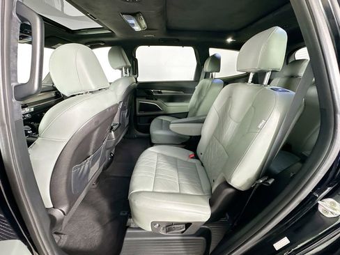 Used 2023 Kia Telluride SX Prestige X-Line image 25