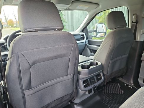 Used 2024 Ford F350 XLT image 18