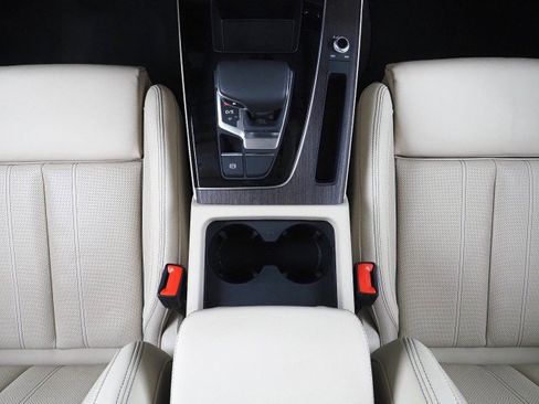 Used 2024 Audi Q5 Premium Plus w/ Premium Plus Package image 23