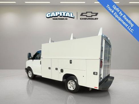 New 2025 Chevrolet Express 3500 Work Van w/ Power Convenience Package image 3