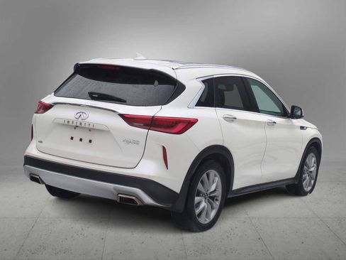 Used 2020 INFINITI QX50 Luxe w/ Navigation Package image 8