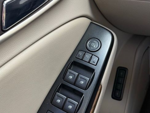 Used 2019 GMC Yukon Denali image 39