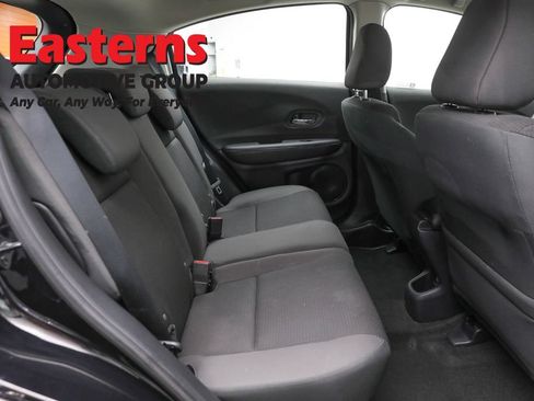 Used 2021 Honda HR-V LX image 21