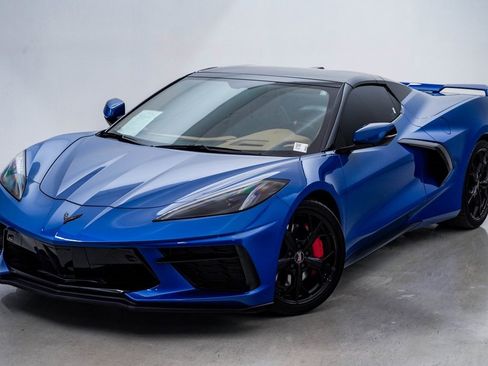 Used 2022 Chevrolet Corvette Stingray Premium Conv w/ Z51 Performance Package image 8