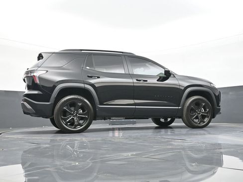 New 2026 Chevrolet Equinox LT w/ Midnight Edition AWD/4WD image 40