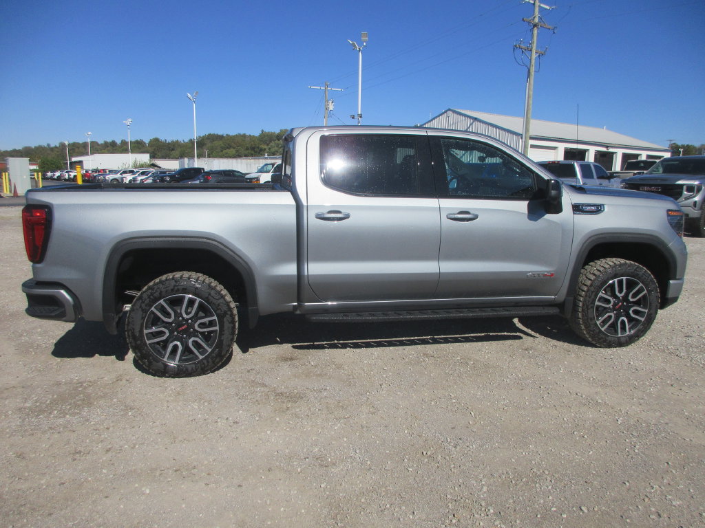 New 2026 GMC Sierra 1500 AT4 w/ AT4 Premium Package AWD/4WD image 3