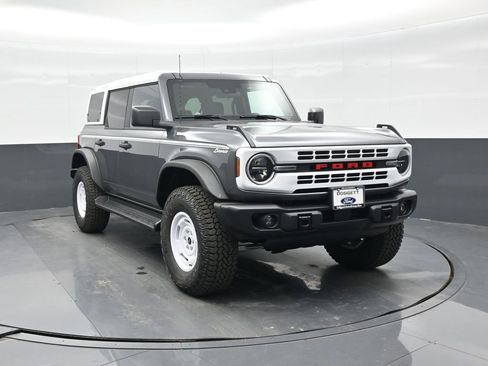 New 2025 Ford Bronco Heritage Edition image 15
