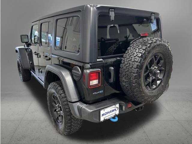 Used 2024 Jeep Wrangler Unlimited AWD/4WD image 3