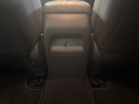 Used 2025 Nissan Sentra SV image 23