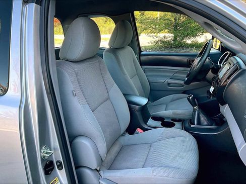 Used 2015 Toyota Tacoma 2WD Access Cab image 7