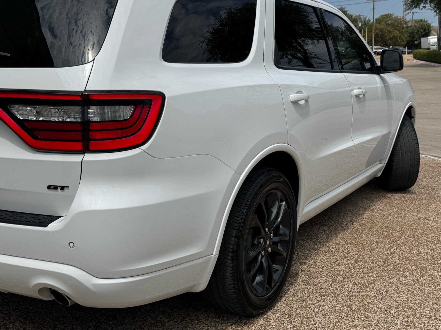 Used 2025 Dodge Durango GT w/ Blacktop Package RWD image 4
