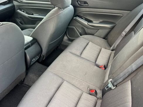 Used 2023 Nissan Altima 2.5 SV image 5