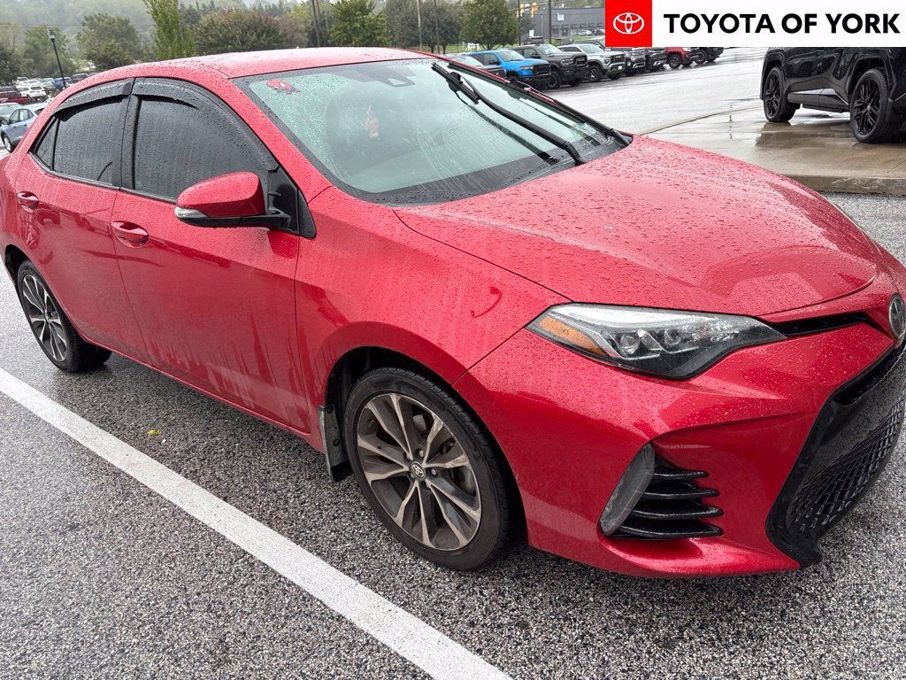 Used 2018 Toyota Corolla SE FWD image 1