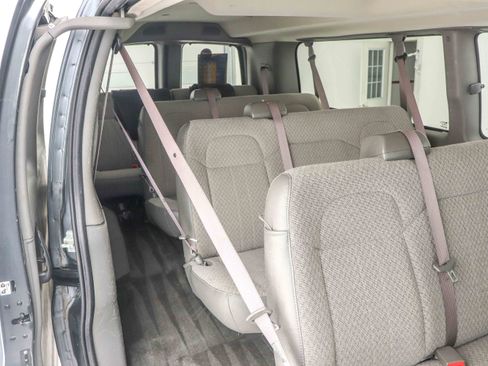 Used 2017 Chevrolet Express 3500 LT w/ LT Preferred Equipment Group image 14