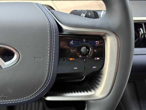 New 2026 INFINITI QX80 4WD image 22