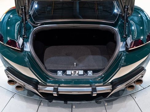 Certified 2022 Ferrari Roma image 21