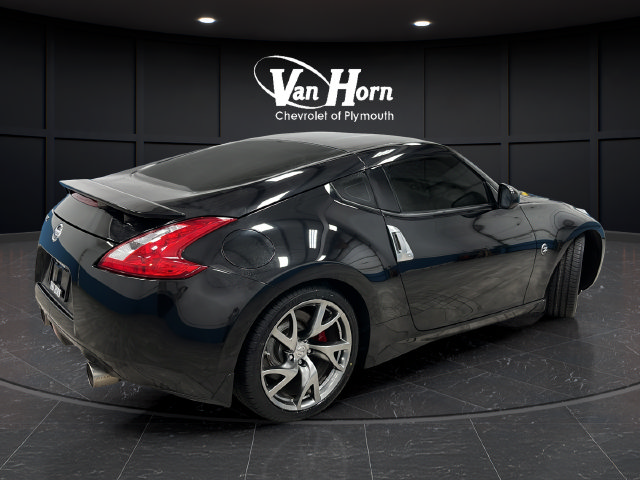 Used 2016 Nissan 370Z Coupe RWD image 7