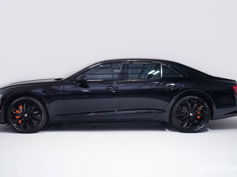 Used 2026 Bentley Flying Spur Plug-In Hybrid AWD/4WD image 4