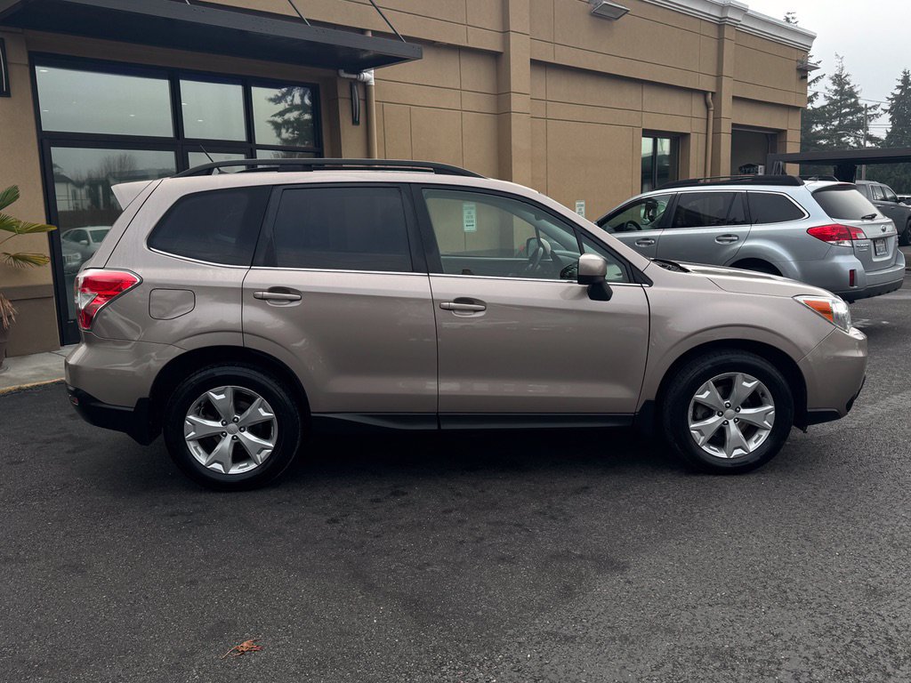 Used 2014 Subaru Forester 2.5i Limited AWD/4WD image 8