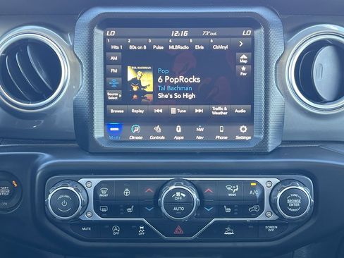 Used 2022 Jeep Wrangler Unlimited Sahara w/ Dual Top Group image 4